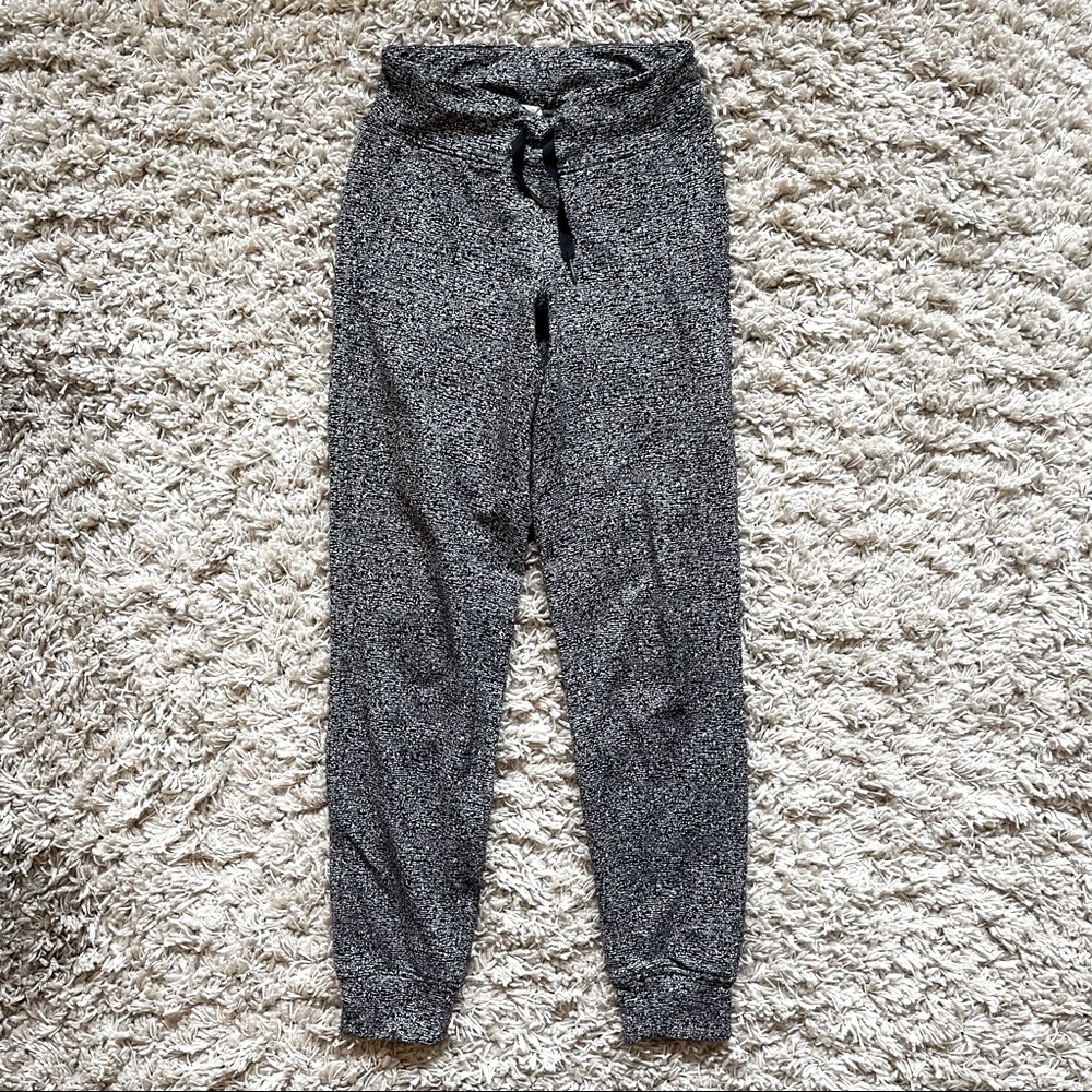 Lululemon Ready To Rulu Joggers - Picture 6 of 9